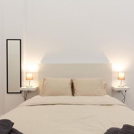 Nuevo Loft En Playa Y Cerca Del Centro, Ac Y Wifi Lejlighed Valencia Eksteriør billede