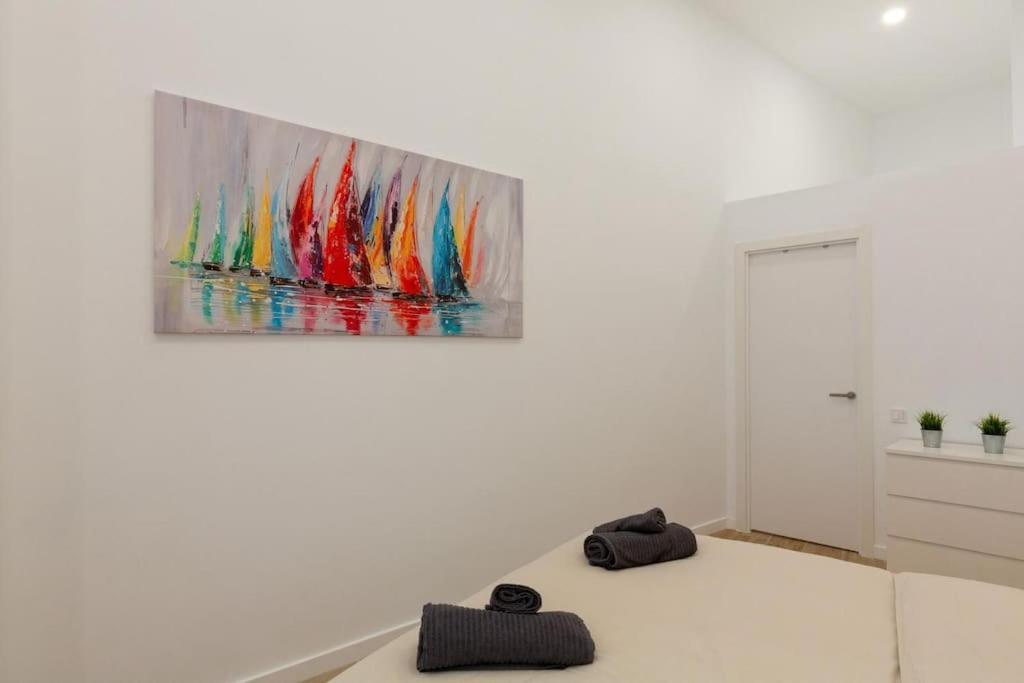 Nuevo Loft En Playa Y Cerca Del Centro, Ac Y Wifi Lejlighed Valencia Eksteriør billede