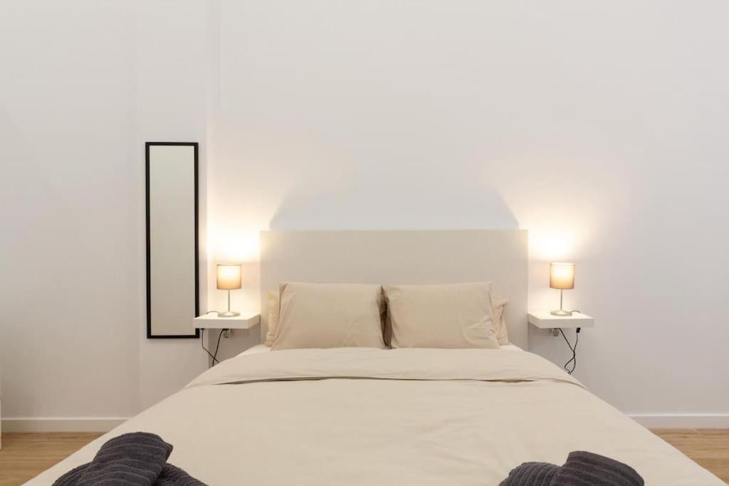Nuevo Loft En Playa Y Cerca Del Centro, Ac Y Wifi Lejlighed Valencia Eksteriør billede